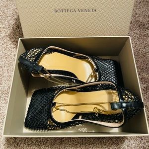 Bottega Veneta stretch sandals EU39 (US 9)